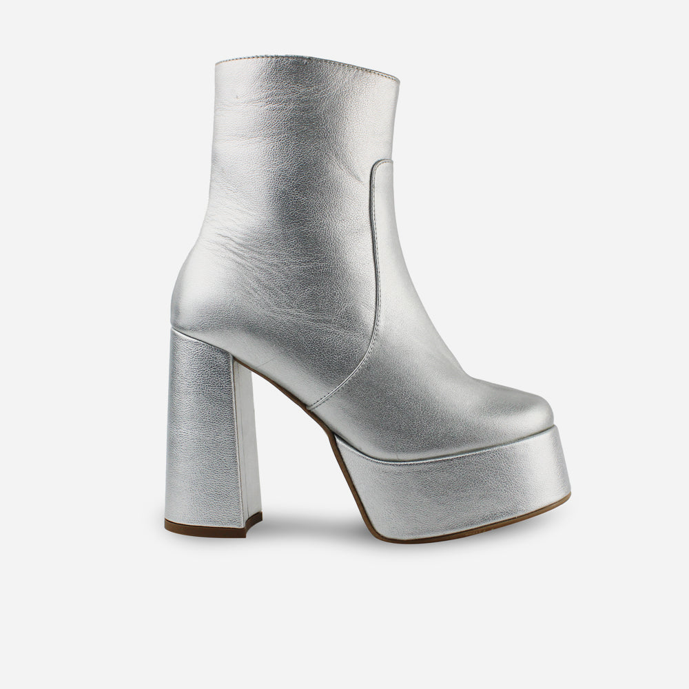 Bota plataforma queen de cuero para mujer - Plata