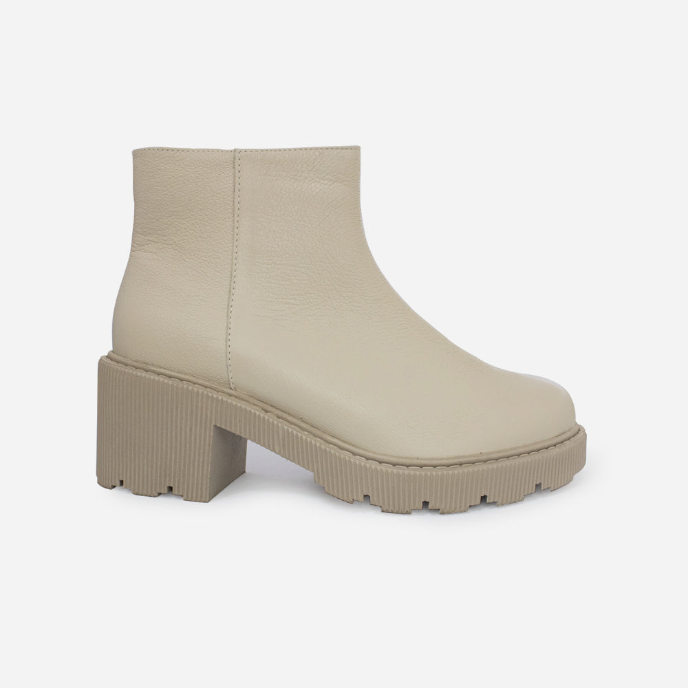 Botin tractorado natura de cuero para mujer - Hueso