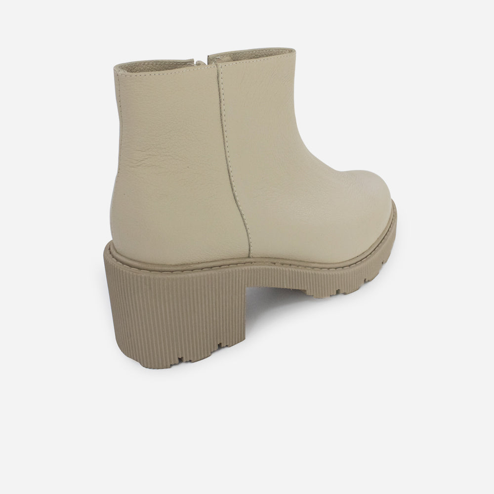 Botin tractorado natura de cuero para mujer - Hueso