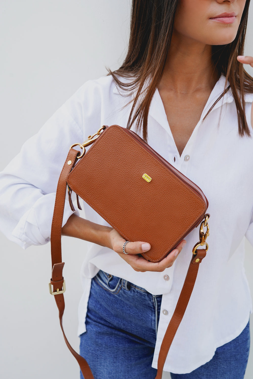 Bolso manos libres garnet de cuero para mujer - Miel